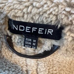 INDEFEIR Cream Sherpa Jacket
